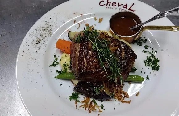 French Restaurant Cheval
