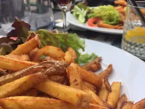 cafe du Palais