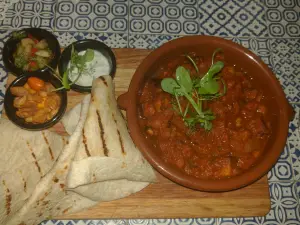 Barca Art Cafe