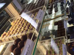 Tschudin Chocolates & Confections