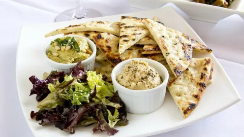 Bellisio’s Italian Restaurant and Wine Bar in 덜루스