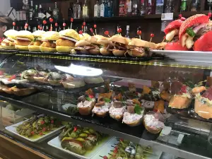 Bar Marbore