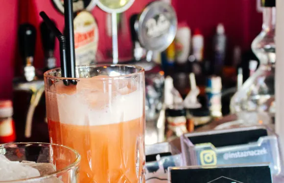 Relax Lounge Bar