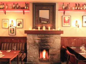 Paddy Foley's Restaurant & Bar