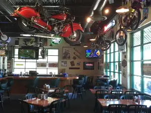 Quaker Steak & Lube