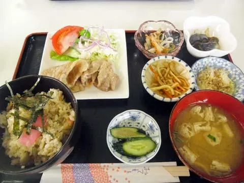 Sansai-Ryori-No-Mise Granma