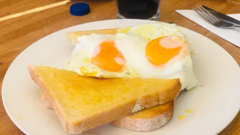 Basil's Sandwich Bar in Folkestone