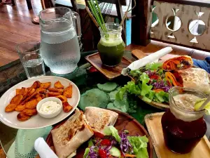 Chaba Café and Gallery