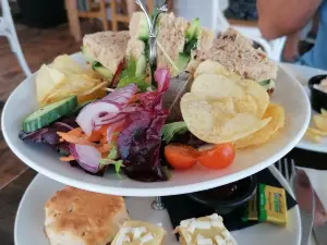 Riverside Brasserie