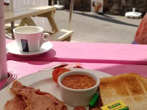 The Loch Cafe