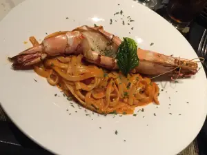 Miranda Cuisine & Bar