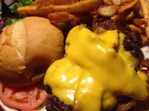 Clark & Lewie's