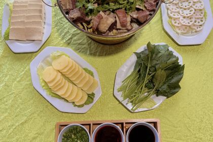 新疆文旅那拉提度假酒店(那拉提景区游客中心店)·花海餐厅