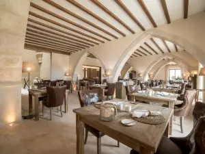 Cova Negra Restaurant