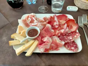 Bar Trattoria Gold
