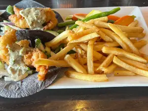 Brigantine Seafood & Oyster Bar