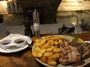 Vinzenz Weinkeller