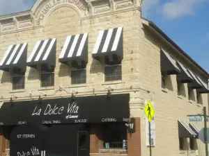 La Dolce Vita of Lemont