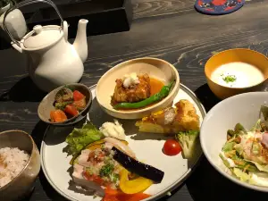 Cafe Kotodama