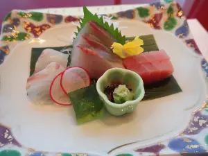 Japanese-style Restaurant "Igrek Shima"