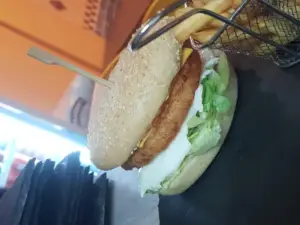 Halles Star Food