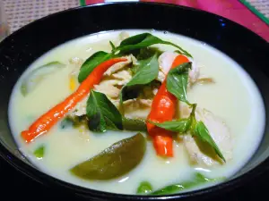 Mai's Restaurant & Bar