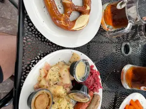 Hofbrauhaus Restaurant