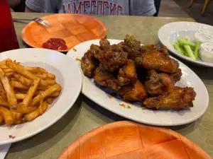 D's Wings