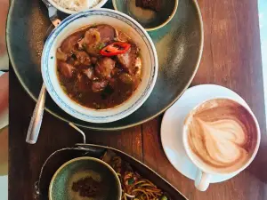 Pinggai Cafe