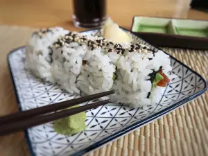 AKIRA Restaurant Japanese Sushi Dining