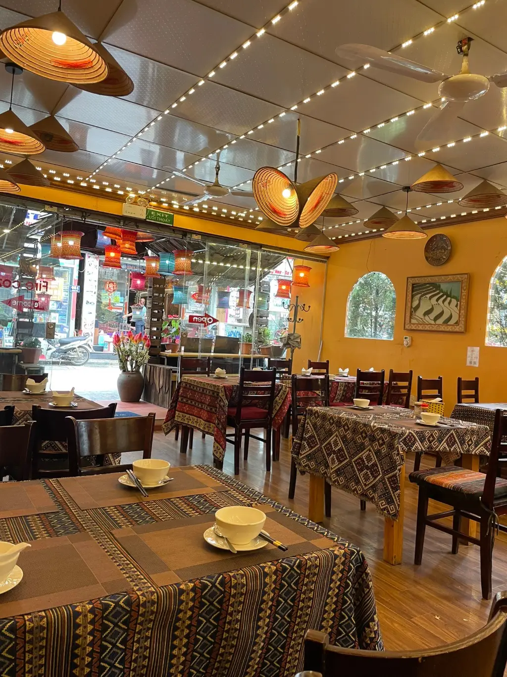 Little Vietnam Restaurant