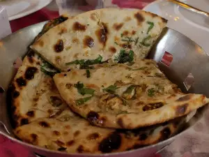BETA BAWARCHI RESTAURANT PACHMARHI