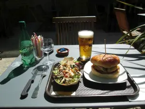 Yalta Burger Normand