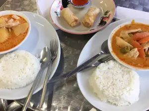 Lek's Thai Food Chelmsford