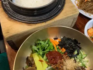 Jungang hoegwan