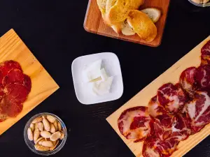 Epicur Wine Boutique & Food