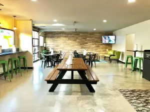 Kickstand Kitchen