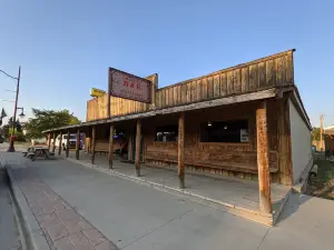 Invasion Bar & Restaurant
