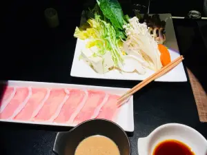 Cafe & Dining MONO