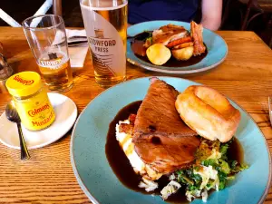 Eight Bells Inn