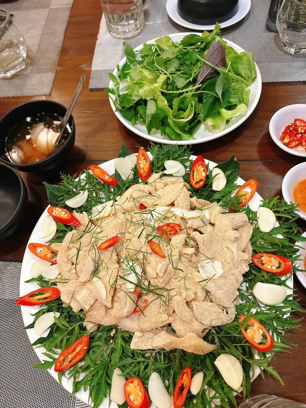 Huyền Hương Cơm Bắc, Cơm Niêu Restaurant 후엔흐엉 북부밥 및 나짱 뚝배기밥