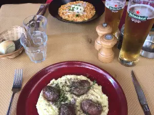 Le petit bar