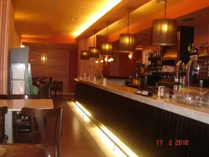 Cafeteria-Pasteleria Anduriña