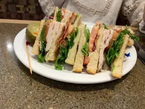 Chicago Deli & Restaurant