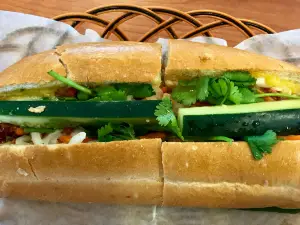 Lee's Bakery