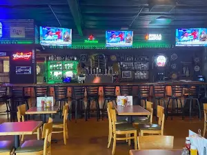 Pit Stop | Bar & Grill