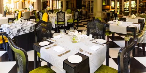 Amuse-Bouche Food & Wine