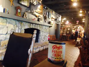 Cracker Barrel Old Country Store