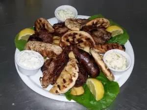 Nemo Cafe - Restaurant