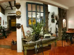 Casa Vieja Restaurante